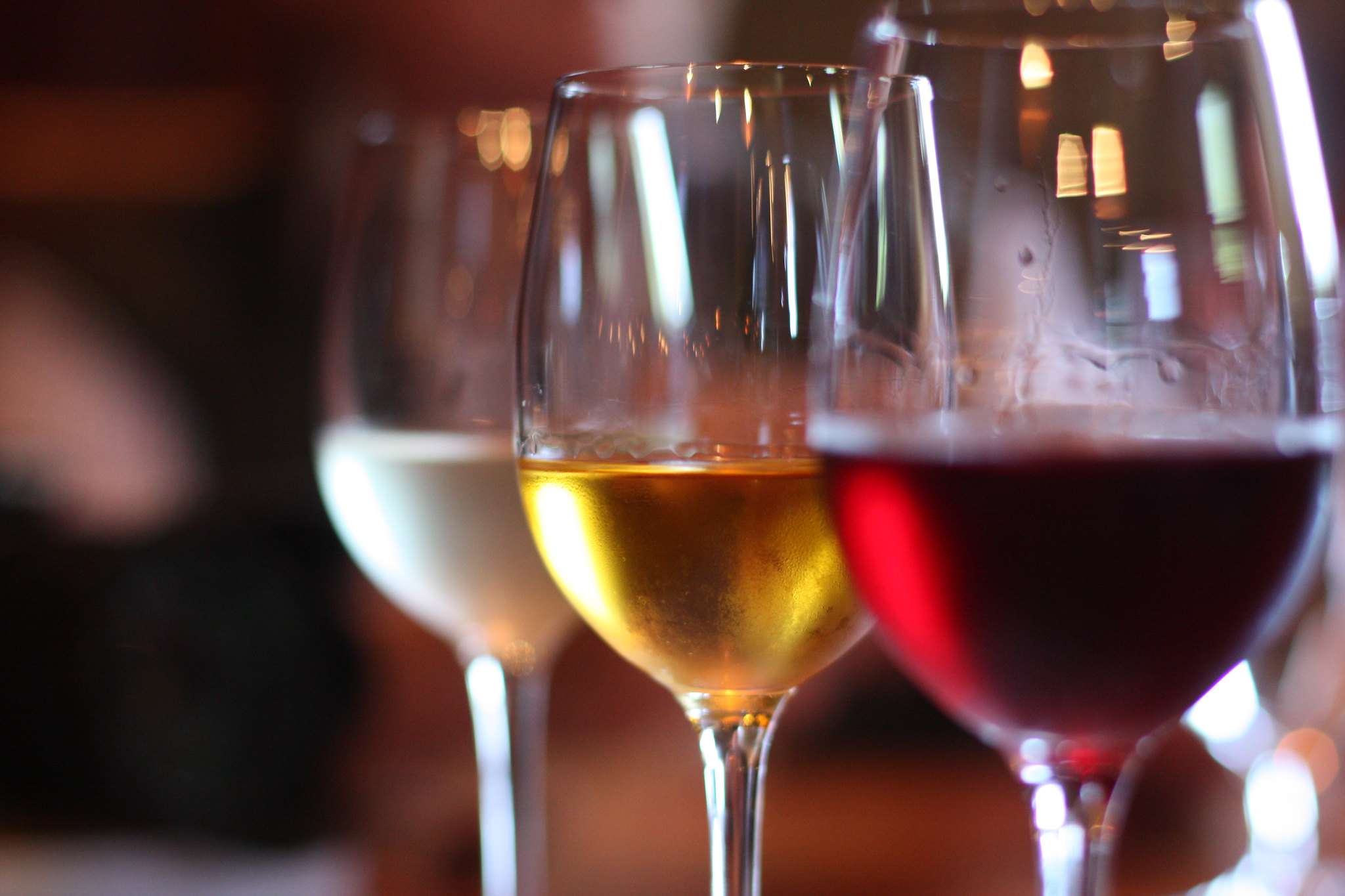 wines, wine pairing, oil pairings, vinegar pairings, chardonnay vinaigrette, extra virgin olive oil, infused olive oil, infused vinegar, flavored vinegar, oviedo olive oil, oviedo olive oil company